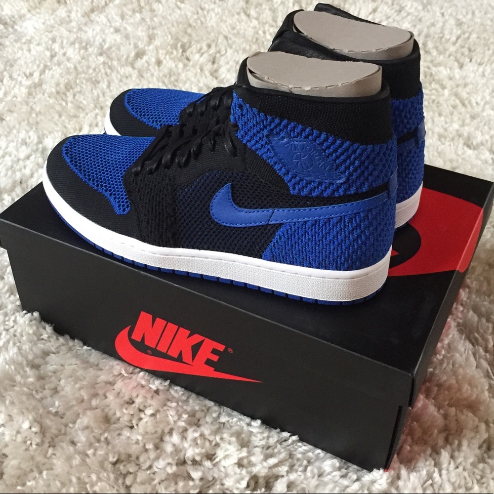 Nike Air Jordan 1 Royal Flyknit 919704-006 10 Toe - Picture 6 of 7
